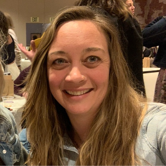 Meet your Posher, Michelle - Picture 1 of 1